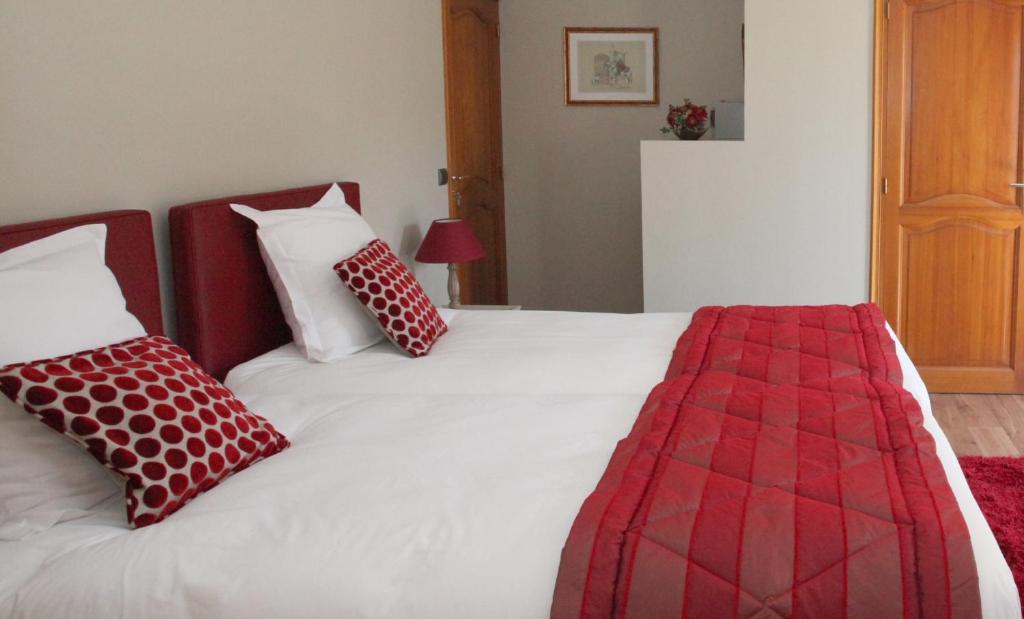 Saint Graal Chamant Room photo